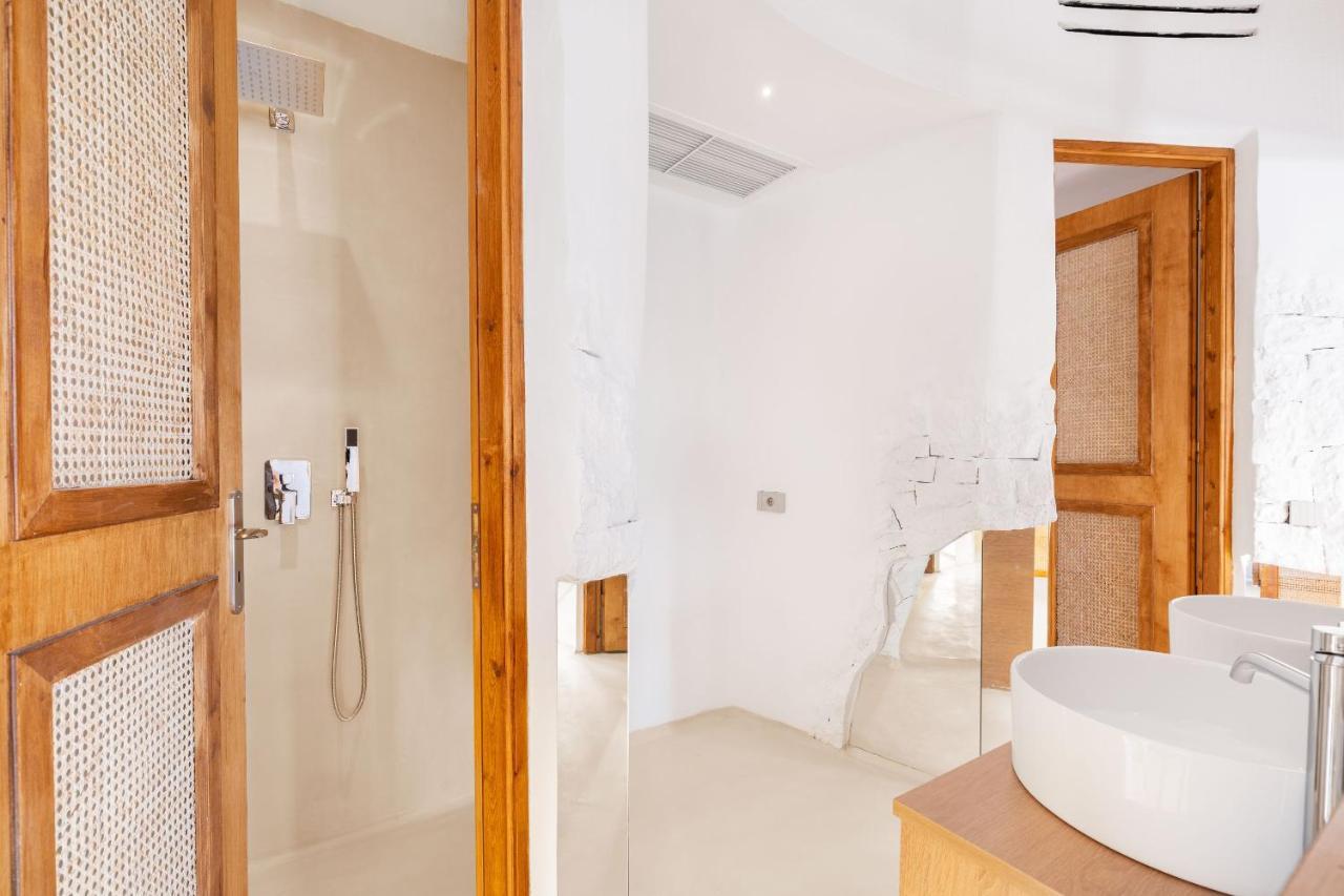 Faos Exclusive Suites Орнос Экстерьер фото